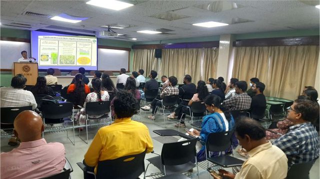 Lecture session at the RICE-1 genome editing masterclass